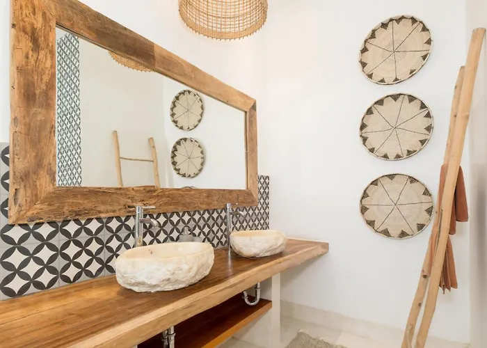Metisse By Finder Villa Seminyak